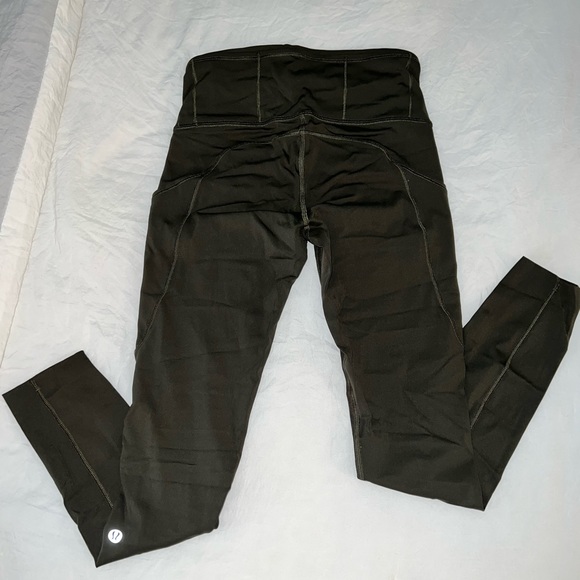 NEVER WORN FAST & FREE LULULEMON LEGGINGS - Picture 4 of 5